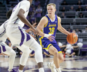 College men’s basketball: Wildcats top Jackrabbits in Manhattan