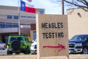 Iowa latest state to deal with measles outbreak