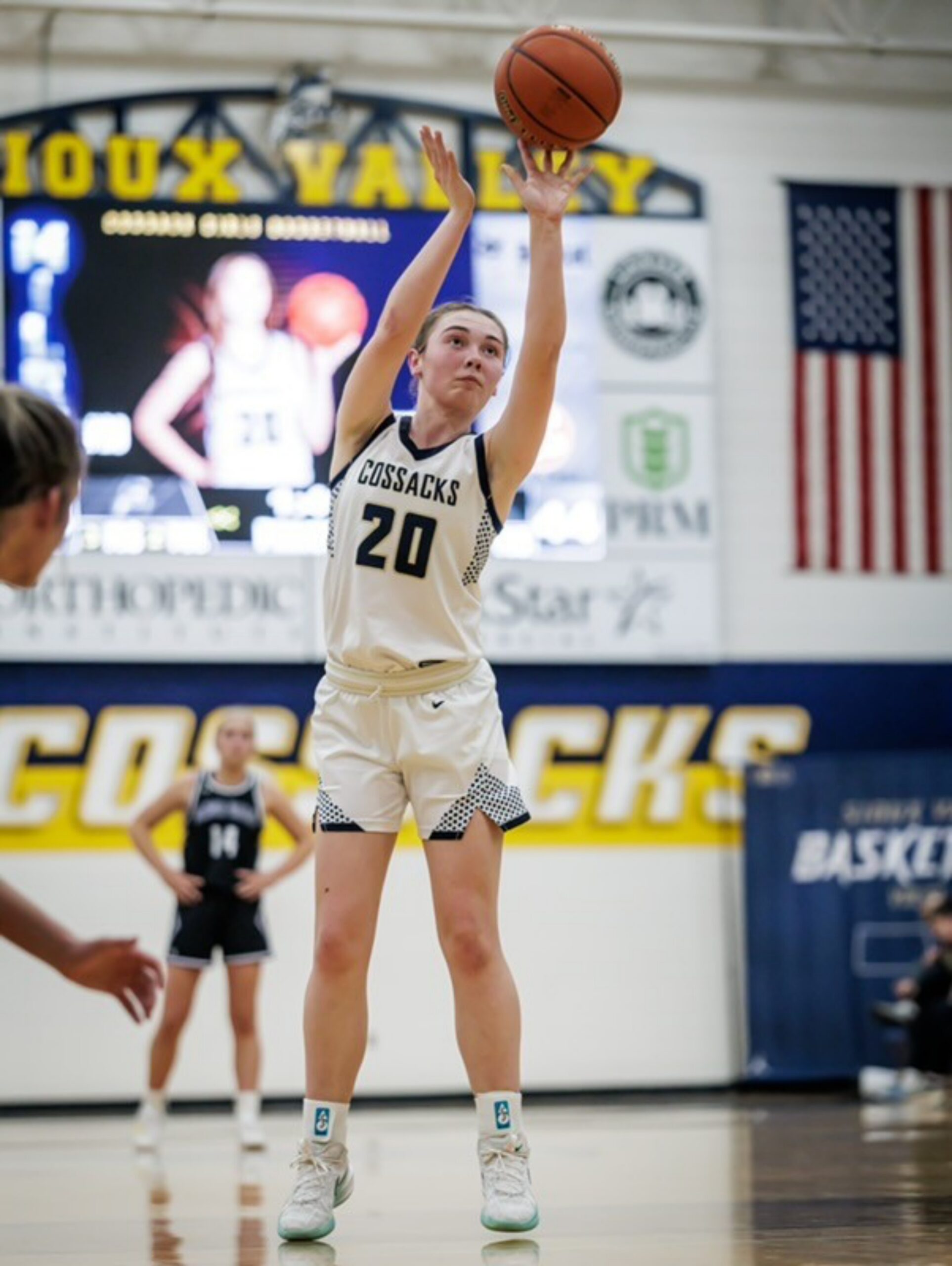 Sioux Valley holds off Dakota Valley at the Cossack Center