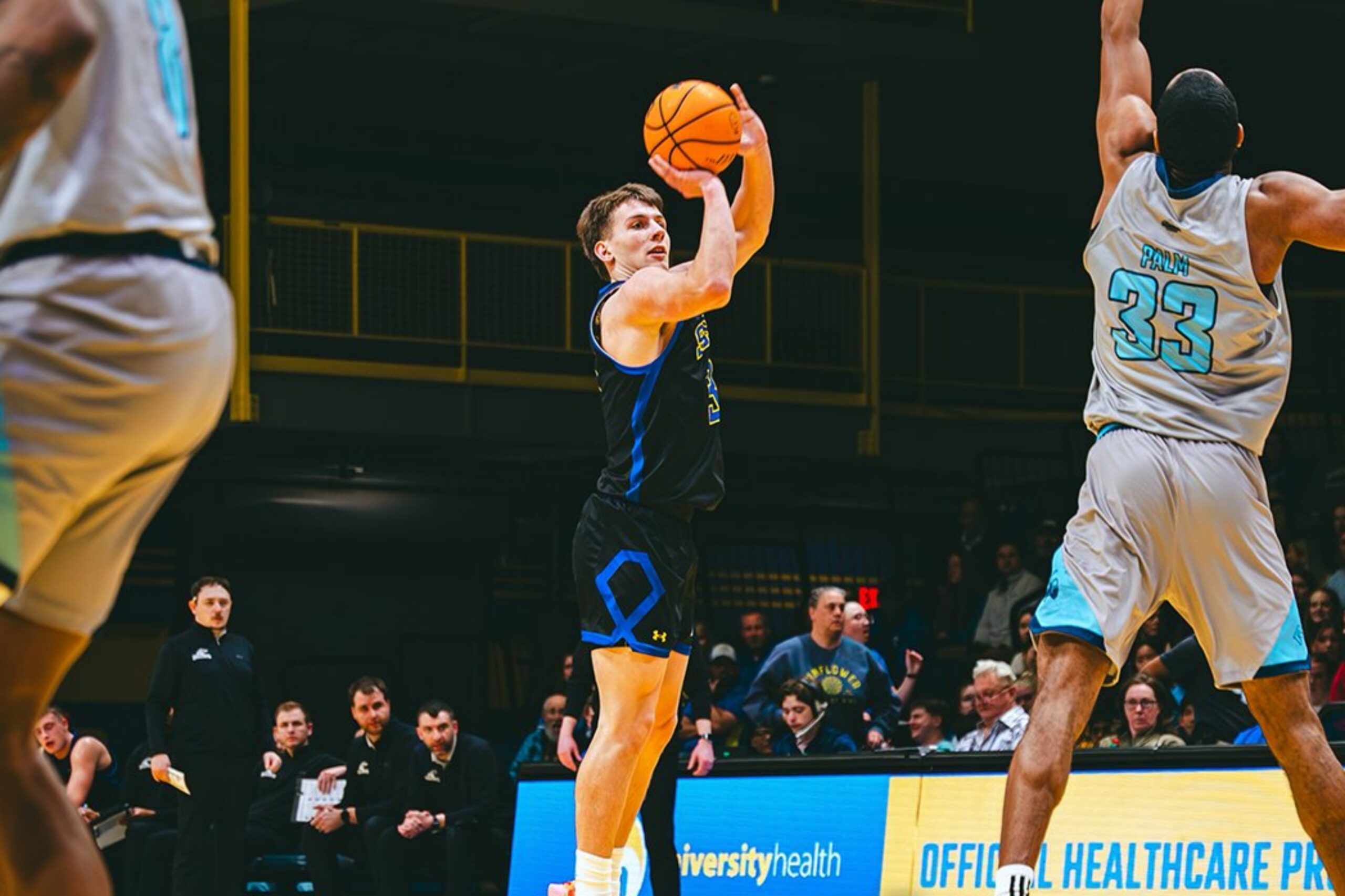 Jackrabbits pull away from Roos in Kanas City