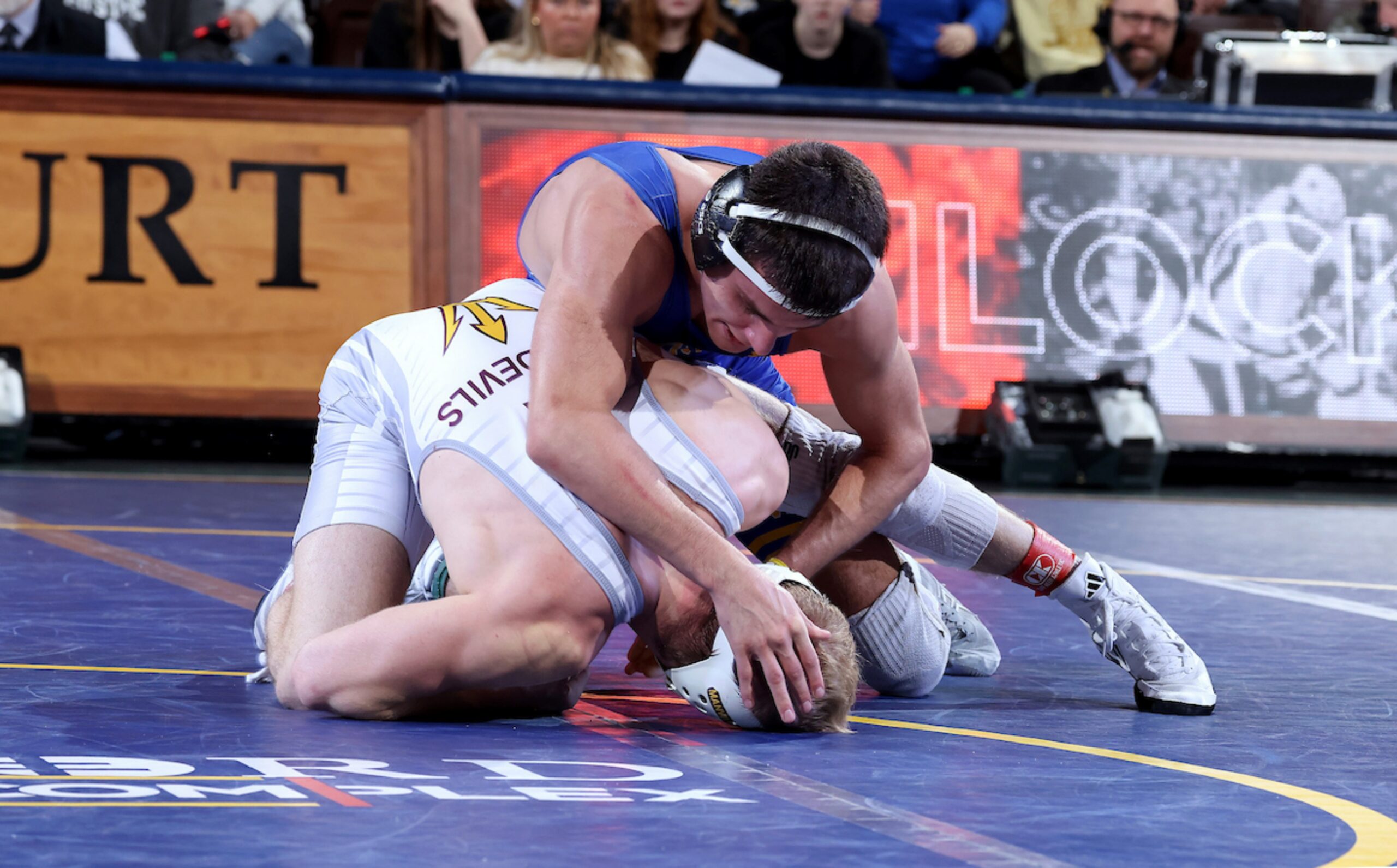 Jackrabbit wrestlers hope to find success in final stretch