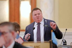 South Dakota Legislature: School cellphone ban comes up short