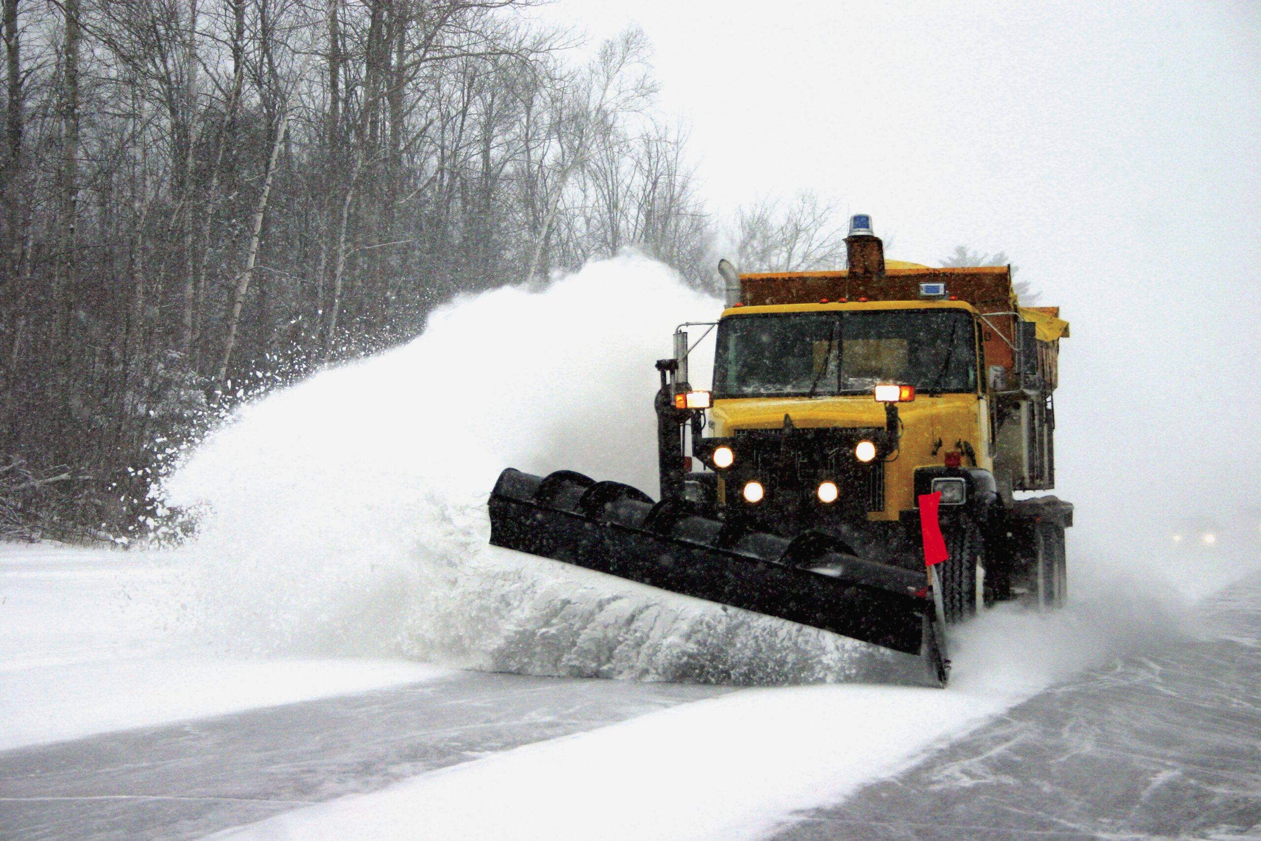 Brookings crews, equipment ready for blizzard’s arrival