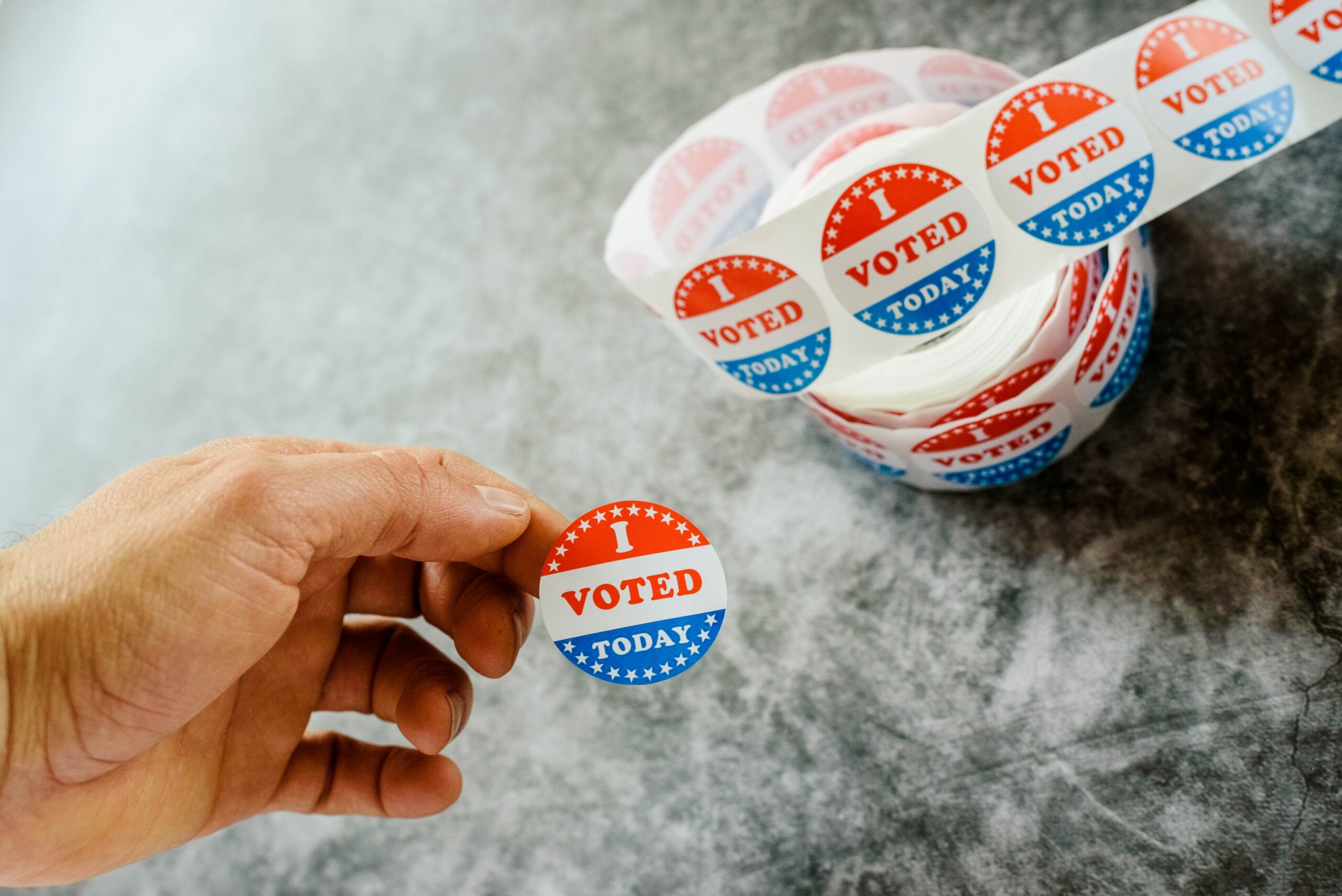 Hiccup briefly stalls absentee voting in Brookings County