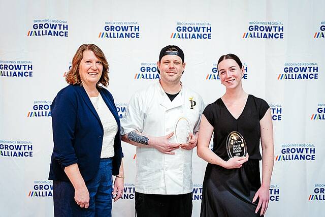 BRGA CEO Lori Frederick awarded both the Peoples Choice Award and the Silver Spoon Award to representatives of the Pheasant Restaurant & Lounge in Brookings.