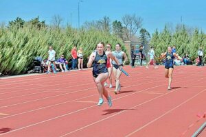 College track: South Dakota State’s Ellie Harris sets school mark at Jim Duncan Invite
