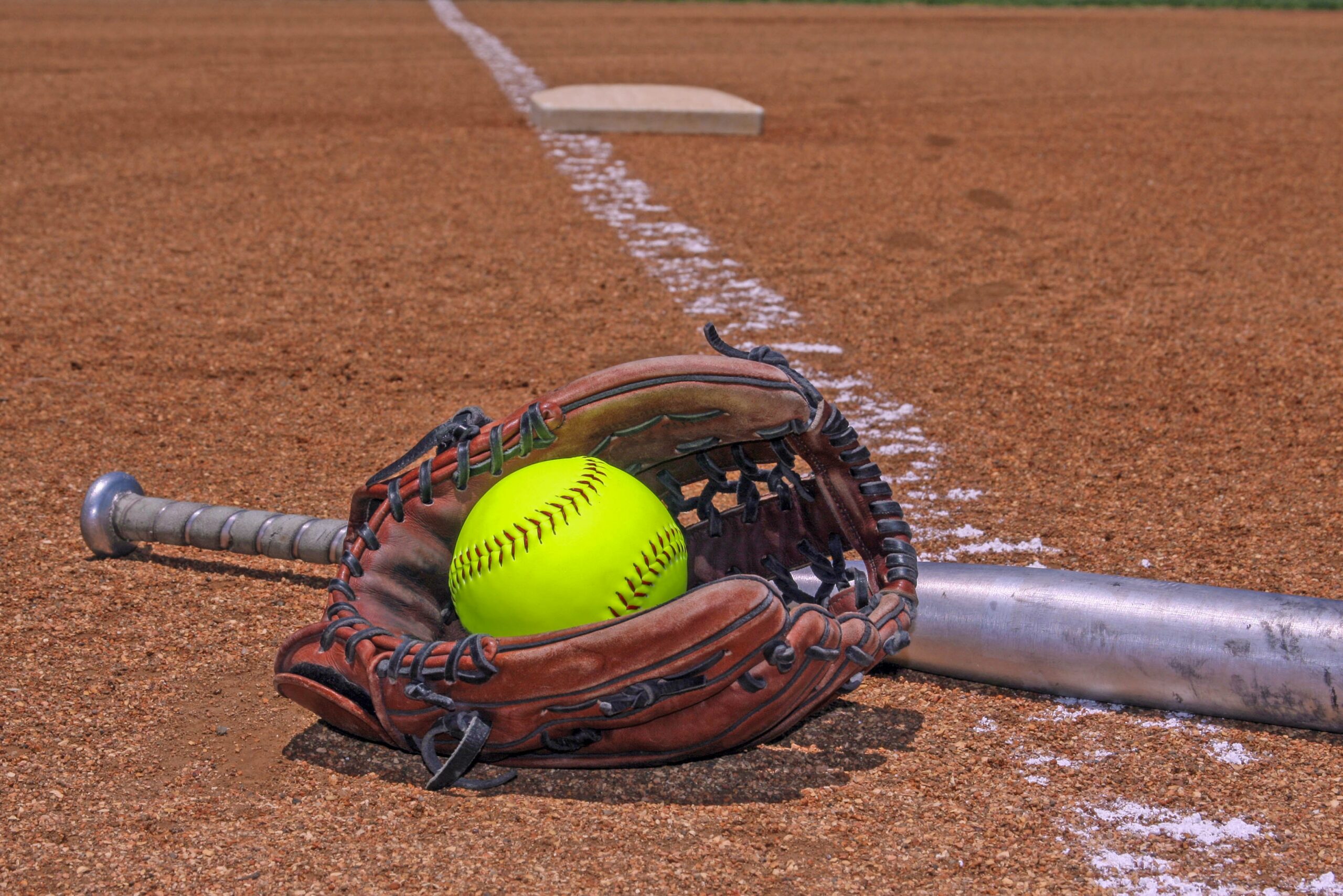 High school softball: Sioux Valley Cossacks sweep Deubrook