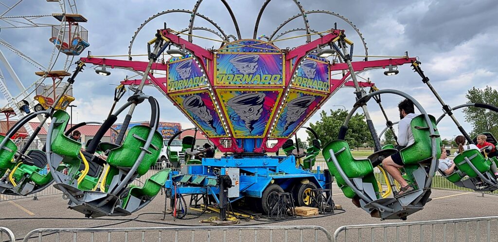 BRK PIC HR MacsCarnival 04