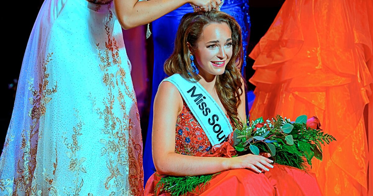 Brookings’ own Evian Johnson earns Miss South Dakota’s Teen crown