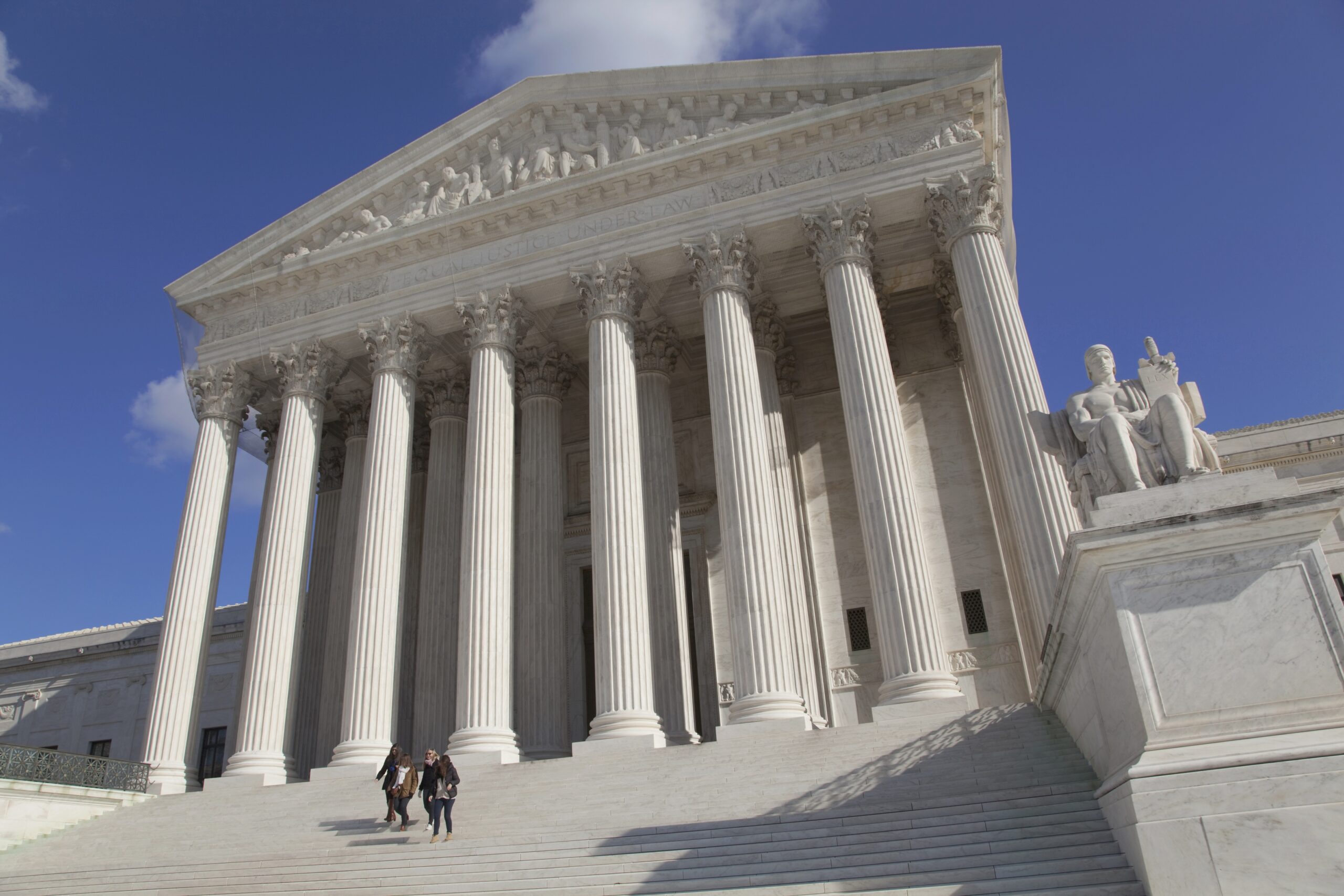 US Supreme Court hears arguments in Roundup weed killer case
